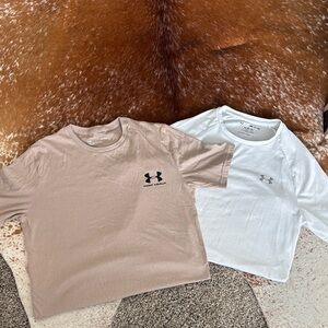 Under Armour Short Sleeve Tees in Tan and White